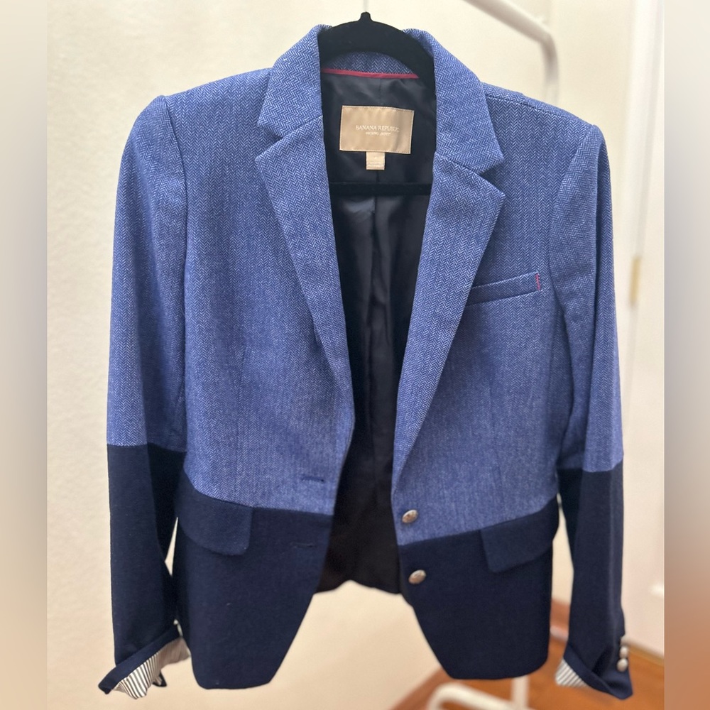 Banana Republic two-tone wool blazer